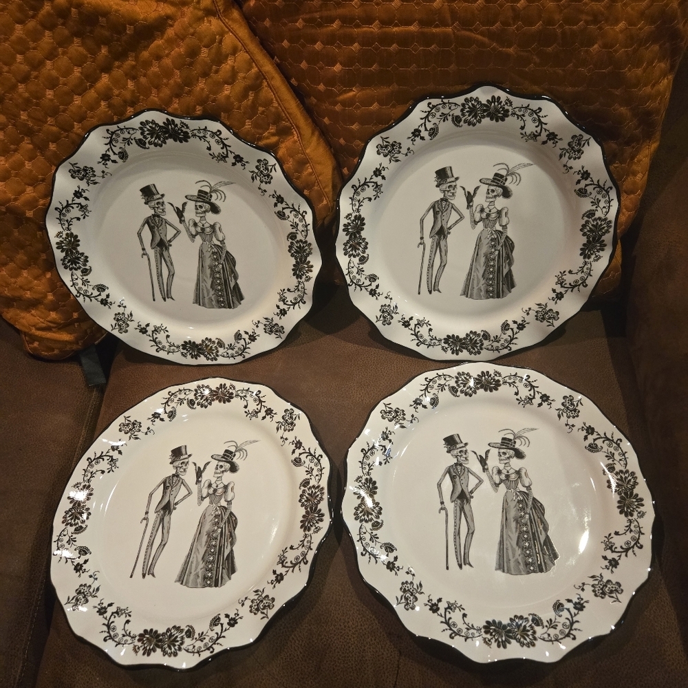 Potter's Studio Halloween VICTORIAN SKELETON (4-PC) Dinner Plates~ Scalloped/New - Picture 9 of 9